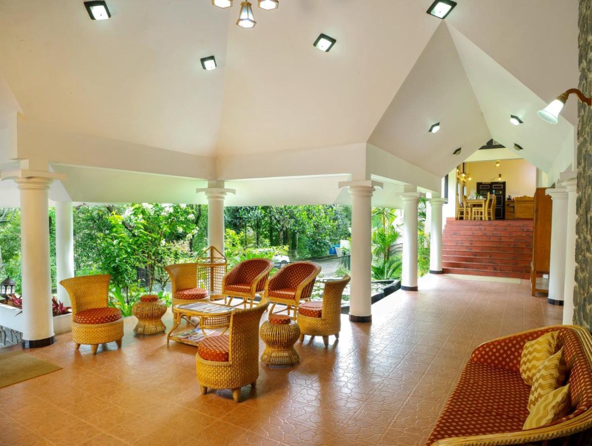 Hotel Treetop Thekkady Exterior photo