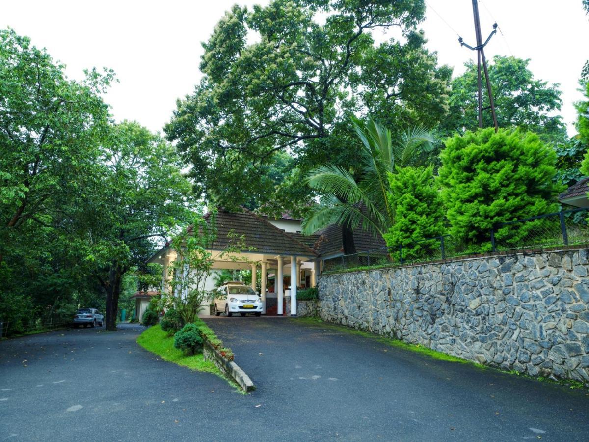 Hotel Treetop Thekkady Exterior photo