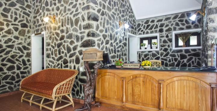 Hotel Treetop Thekkady Exterior photo
