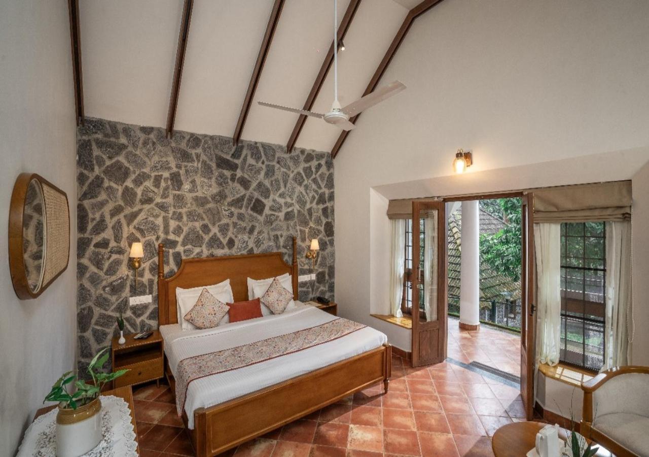 Hotel Treetop Thekkady Exterior photo
